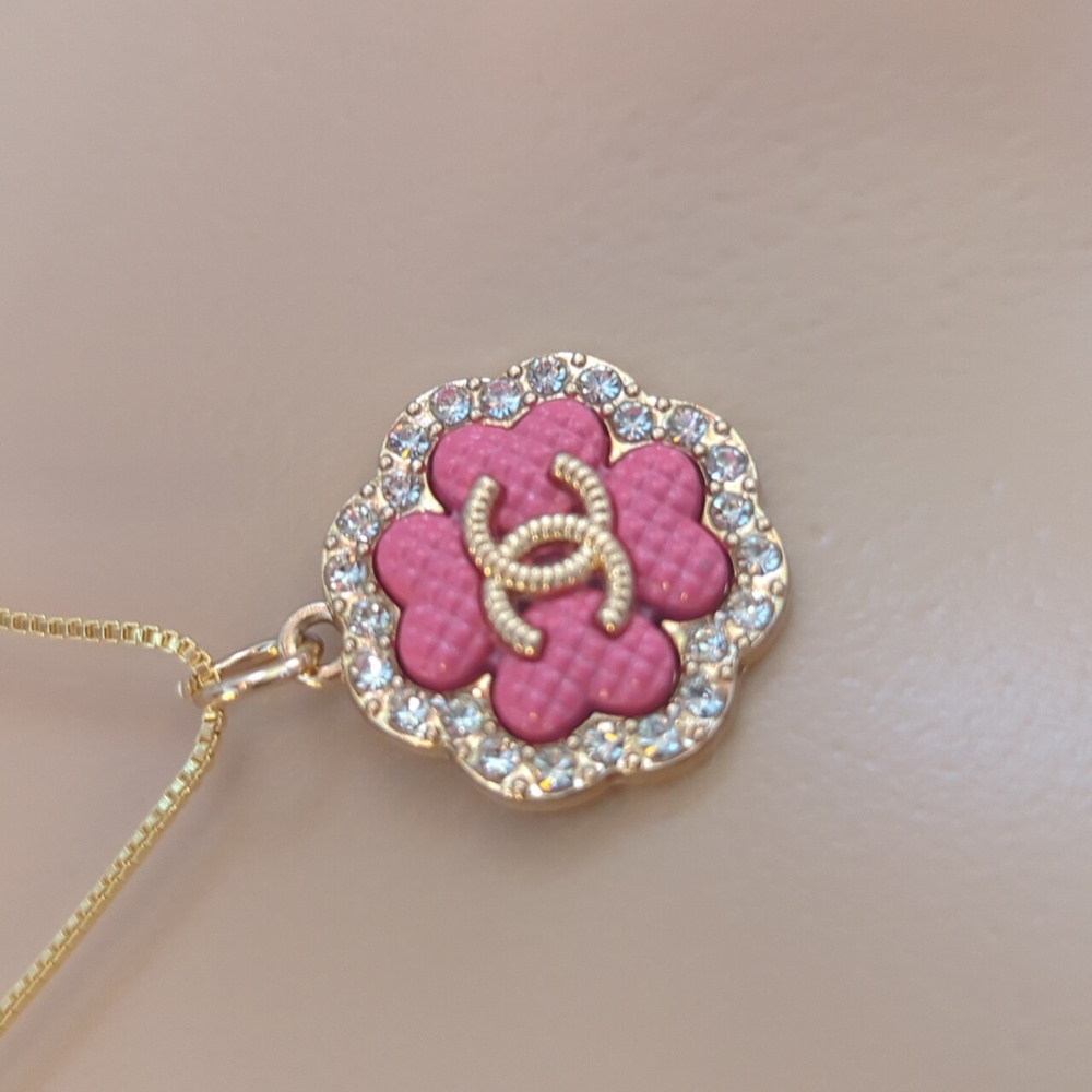 Chanel Necklace - Picture 2 of 8